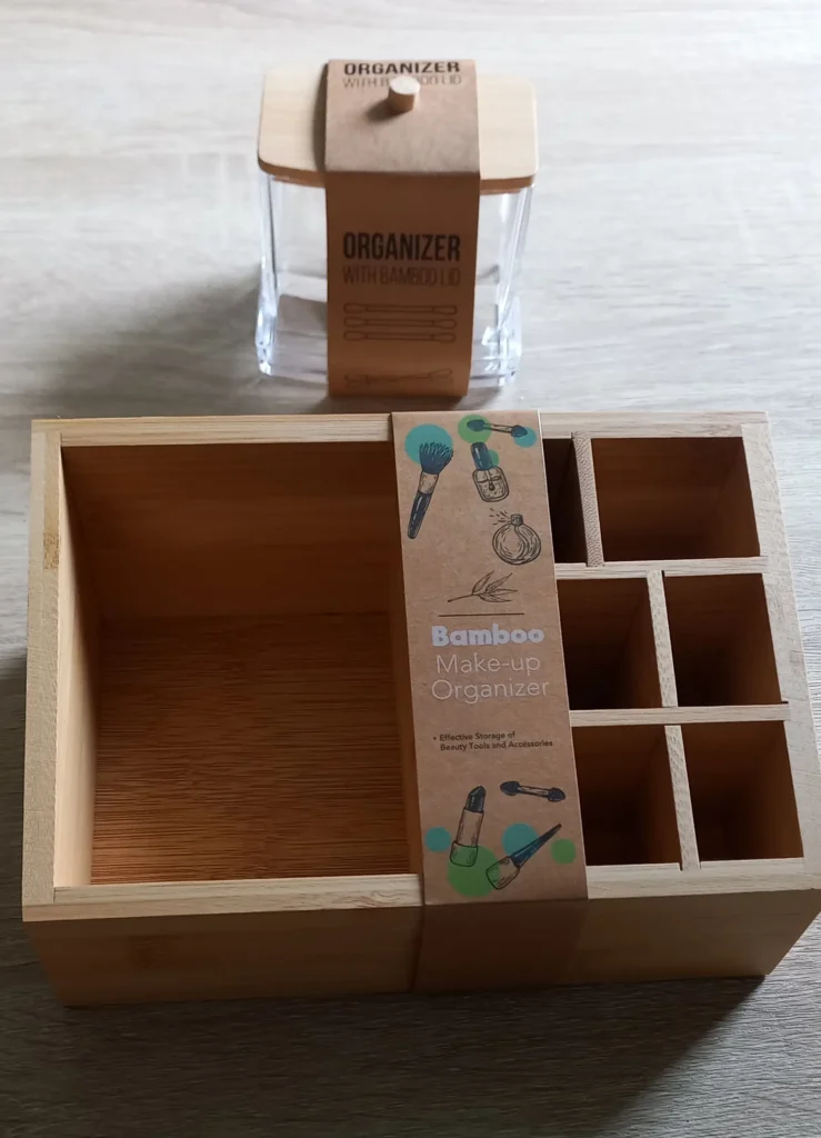 casier a rangement pinceau. M.E.A Studio Aura