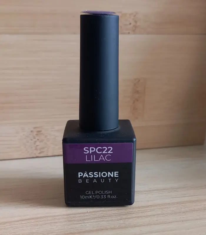 vernis lilac pour ongle. M.E.A Studio Aura