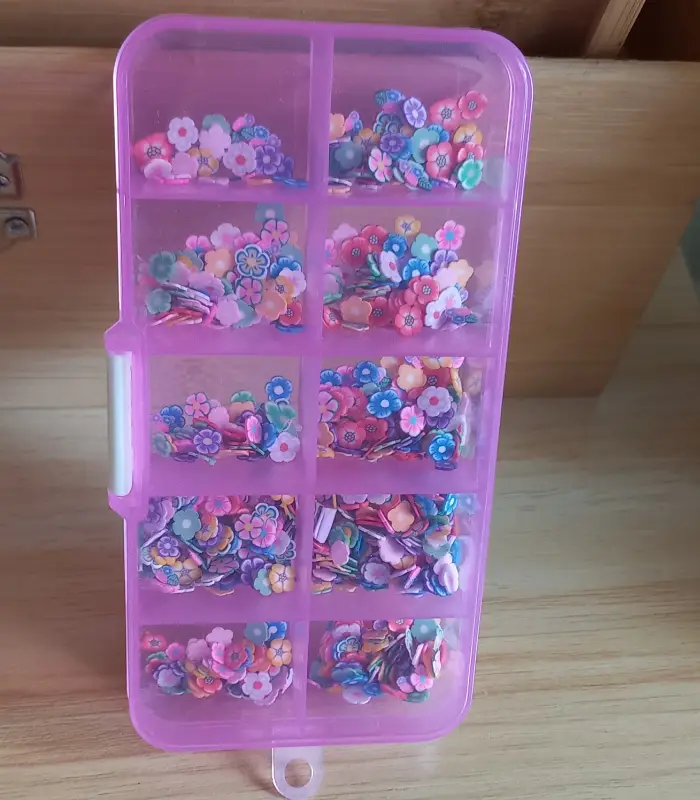 strass fleurs pour ongle. M.E.A Studio Aura