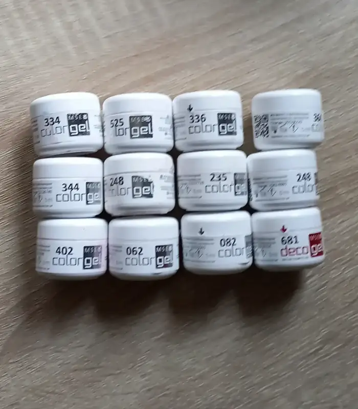 gel pour ongles. M.E.A Studio Aura