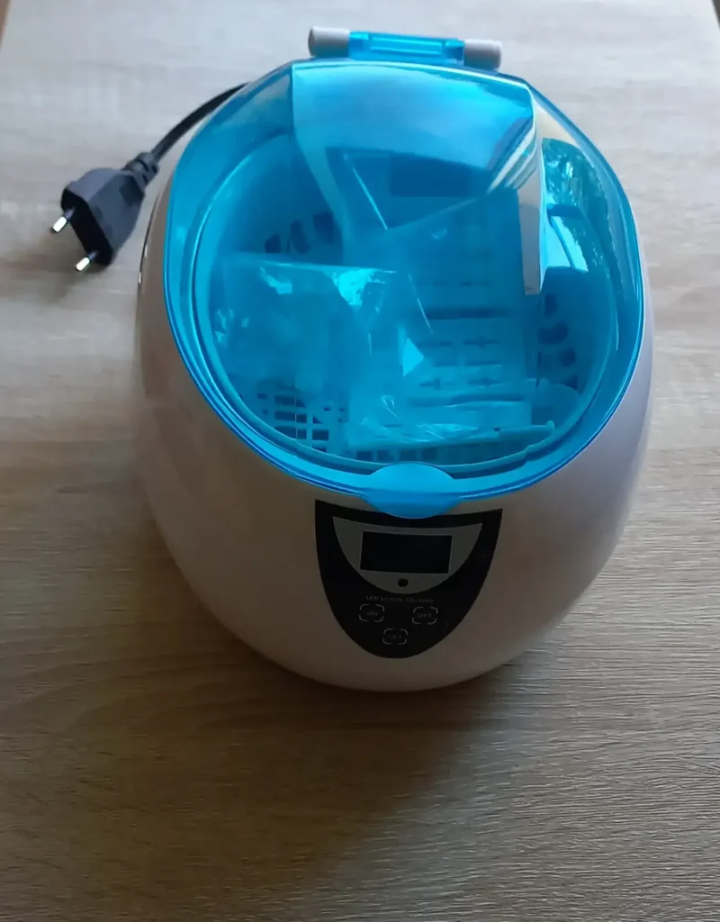 Sterilisateur pour outils des ongles.M.E.A Studio Aura