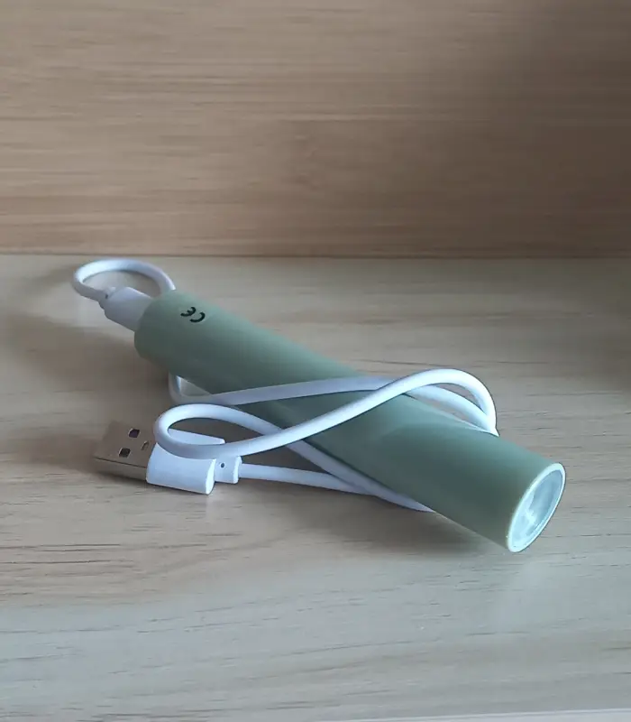 lampe de poche pour onglerie
