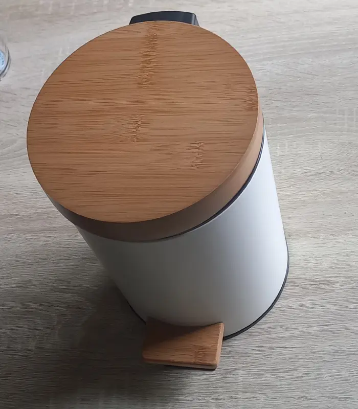 Poubelle de bureau