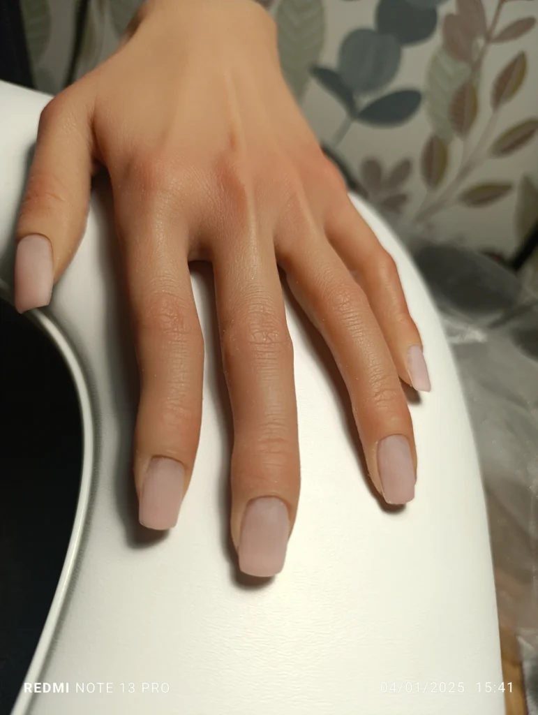 Gainage pour ongle. M.E.A Studio Aura