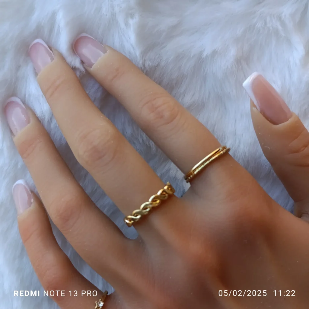 Babyboomer pour ongles.M.E.A Studio Aura