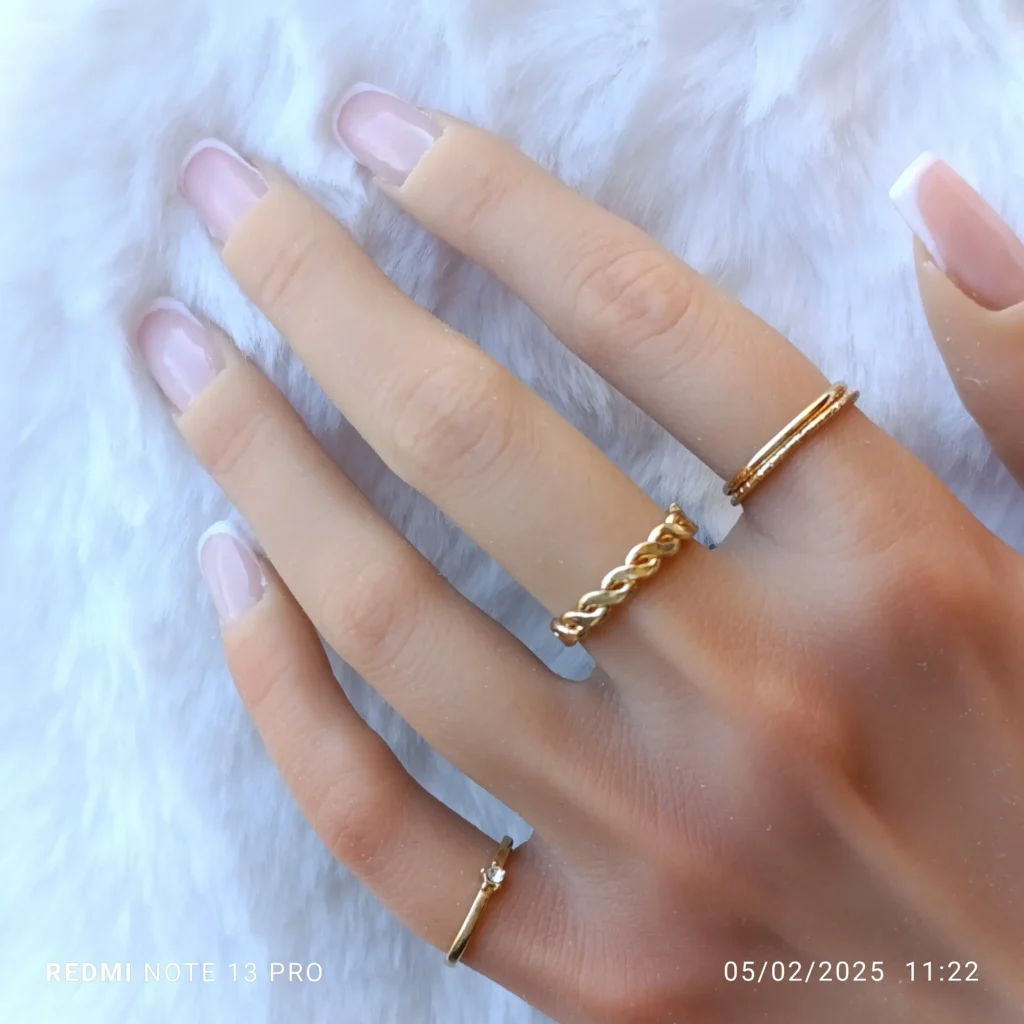 Babyboomer pour ongles. M.E.A Studio Aura