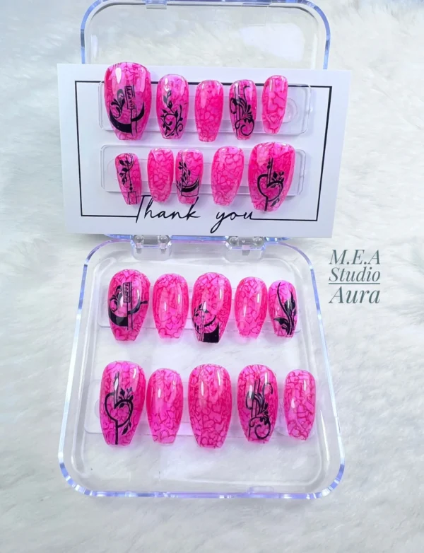 Fleur de Reflet – Des symboles doux en miroir élégant