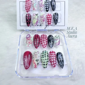 Press on nails stamping. m.e.a studio aura (10)