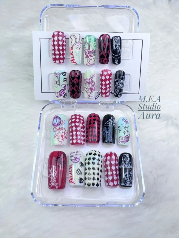 Press on nails stamping. m.e.a studio aura (9)