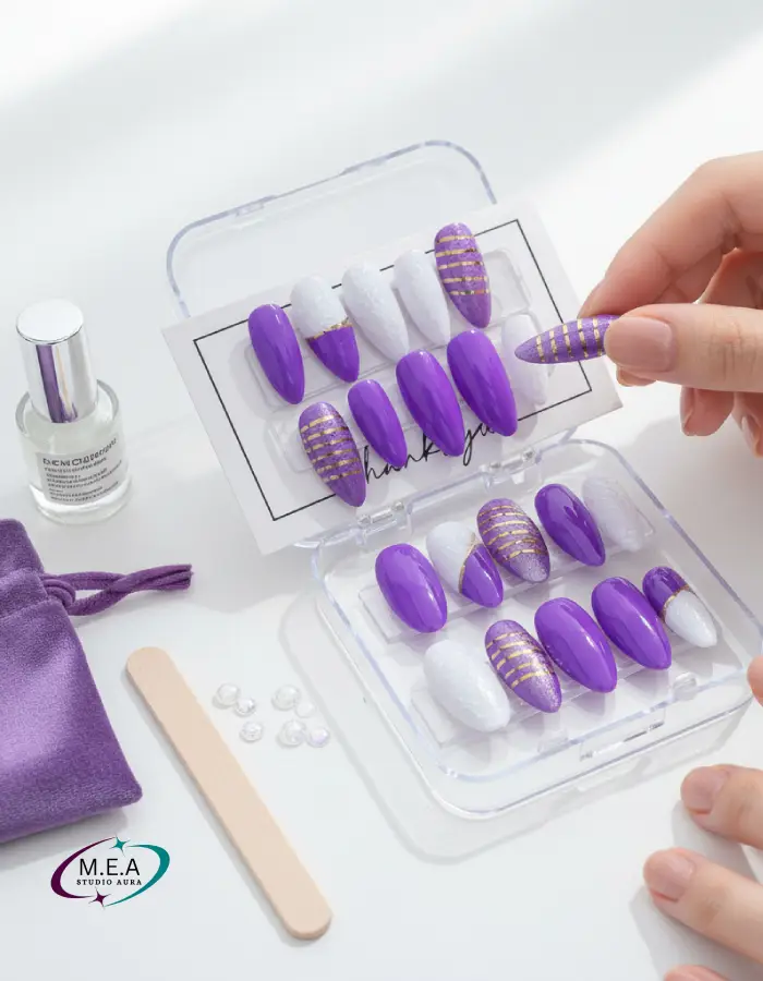 Press on nails.M.E.A Studio Aura (11)