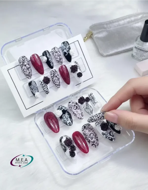 Collection Velours – Raffinement noir & mystique gothique