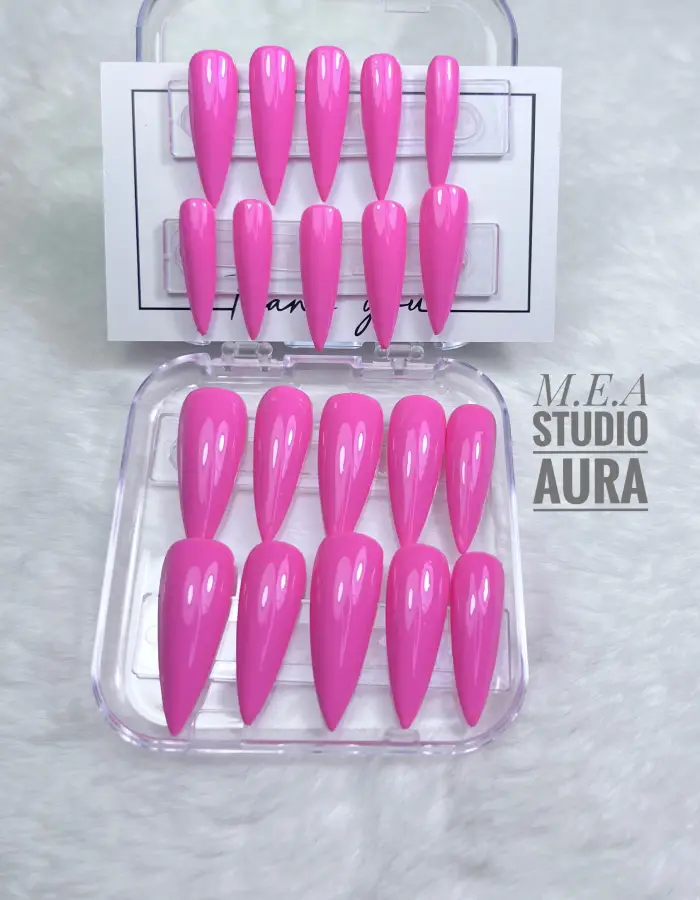Presss on nails de couleur rose