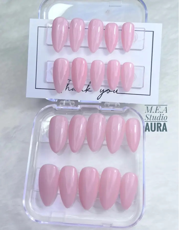 M.E.A. Studio aura; Press on nails Nude