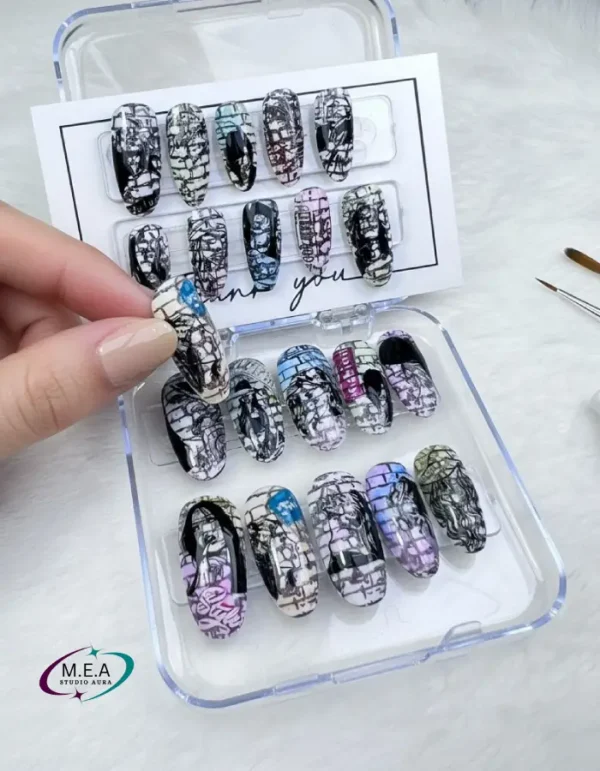 Muse Aquarelle – Élégance artistique et colorée