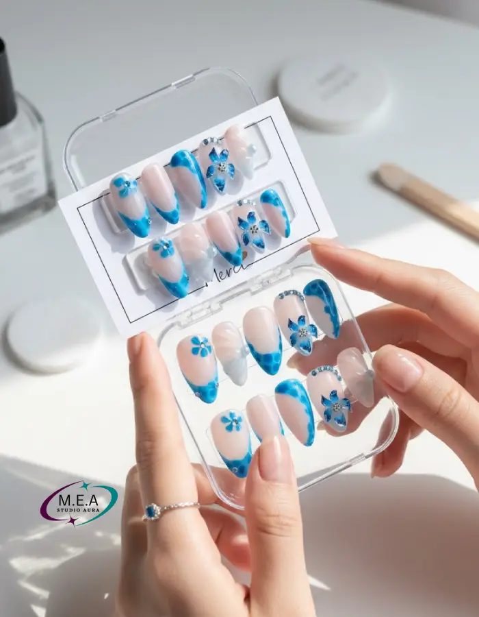 Press on nails. M.E.A Studio Aura. Press on nails de couleur rose (2) (2)