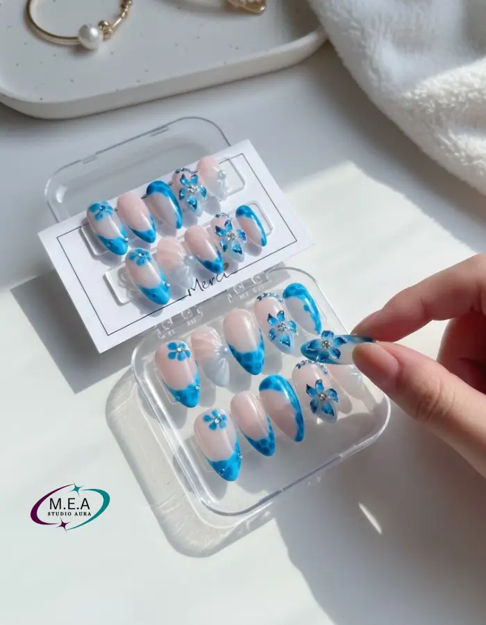 Faux ongles bleu